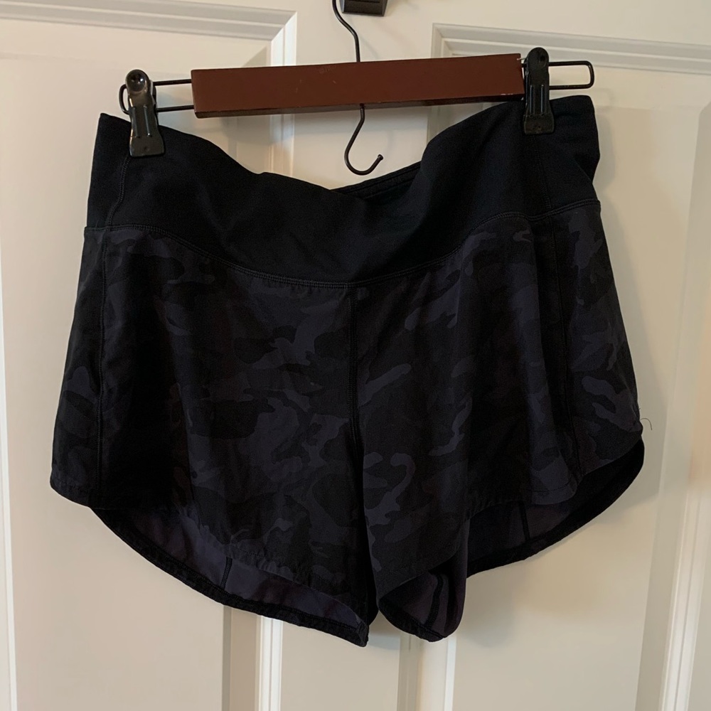 Lululemon Athletica Black Camo Women's Shorts